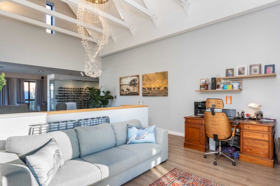 5 Bedroom Property for Sale in Val De Vie Estate Western Cape